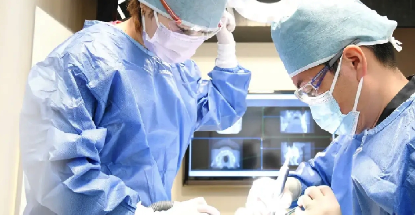 来院当日にインプラントのオペが可能