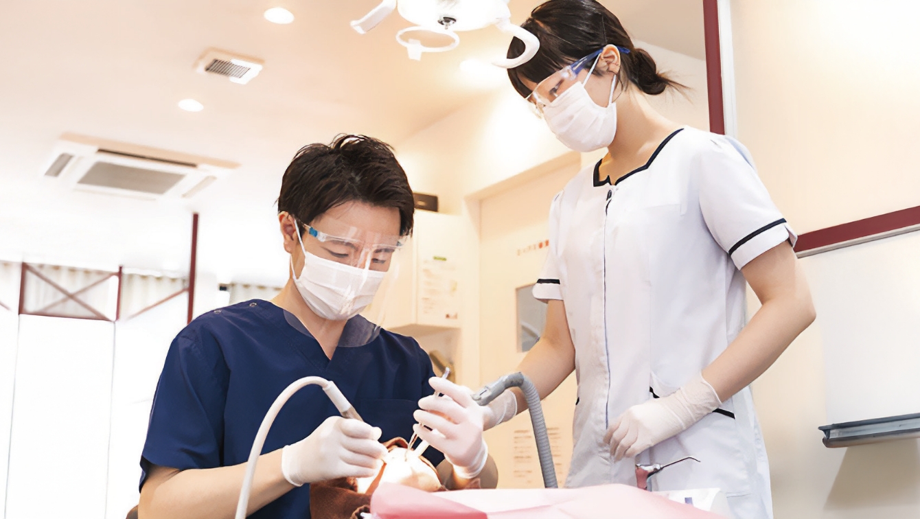 2025年 年間手術実績 10,387本※の圧倒的な症例実績